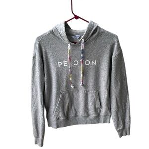 PELOTON DAYDREAMER WOMENS GRAY LONG SLEEVE HOODIE SIZE XS